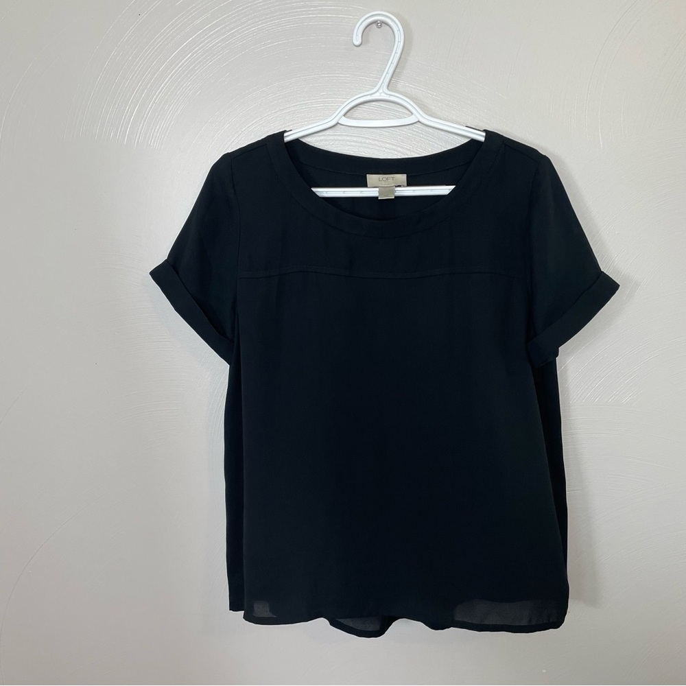 Black Short Sleeve LOFT Blouse Petite Medium